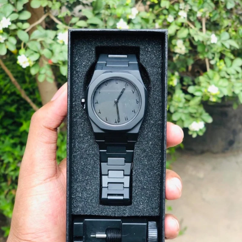 Aura Arabic Dial Watch